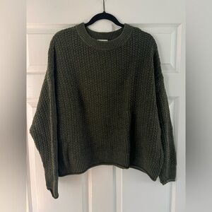 Universal Thread Co. knit crewneck sweater